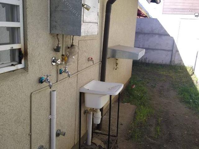 SE ARRIENDA HERMOSA CASA