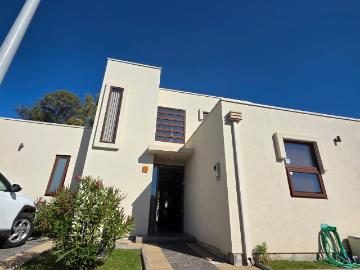 Casa en arriendo en Condominio El Avellano - Jardín