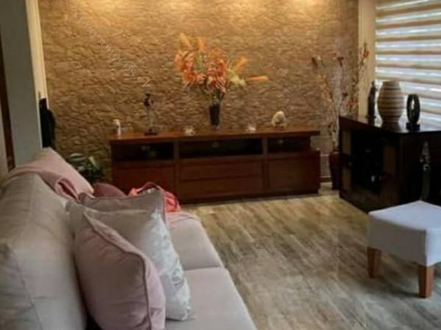 Se arrienda hermosa casa amoblada en Los Andes