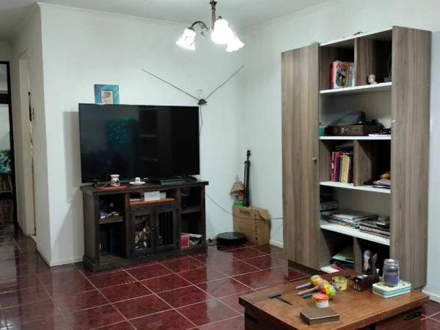 Se arrienda hermosa casa en condominio a pasos del metro