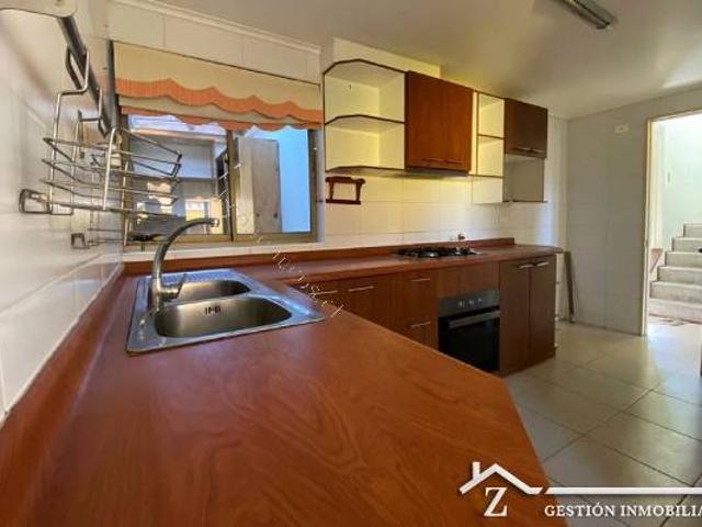 Se arrienda hermosa casa en Los Ángeles