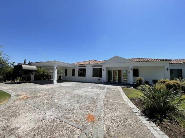 SE ARRIENDA HERMOSA CASA EN LAS BRISAS DE CHICUREO