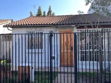 Se arrienda hermosa casa en sector residencial de la Ciudad Satelite