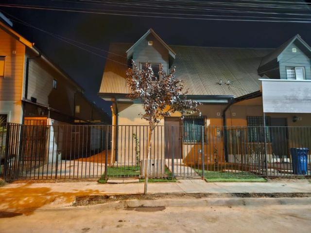 SE ARRIENDA HERMOSA CASA UBICADA EN SECTOR BICENTENARIO