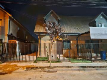 SE ARRIENDA HERMOSA CASA UBICADA EN SECTOR BICENTENARIO