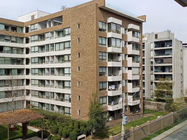 SE ARRIENDA HERMOSO DEPARTAMENTO EN LAS CONDES