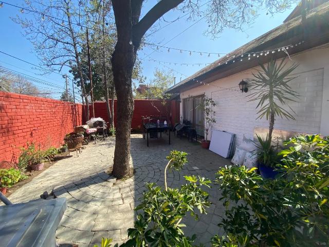 Se Arrienda Linda Casa Con Amplio Sitio