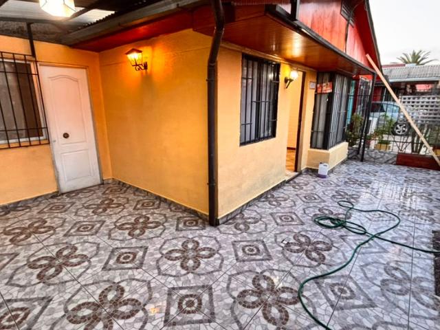Se arrienda Linda casa en Maipú