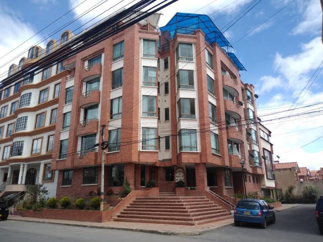 SE ARRIENDA LINDO APARTAMENTO