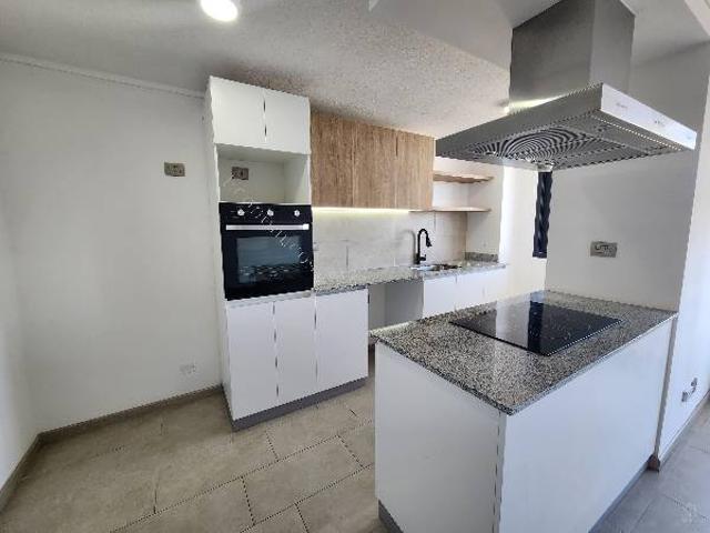 Se arrienda lindo departamento en Edificio Focus Center