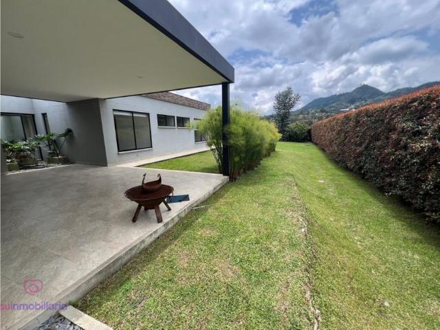 Vendo Casa Campestre via La Ceja