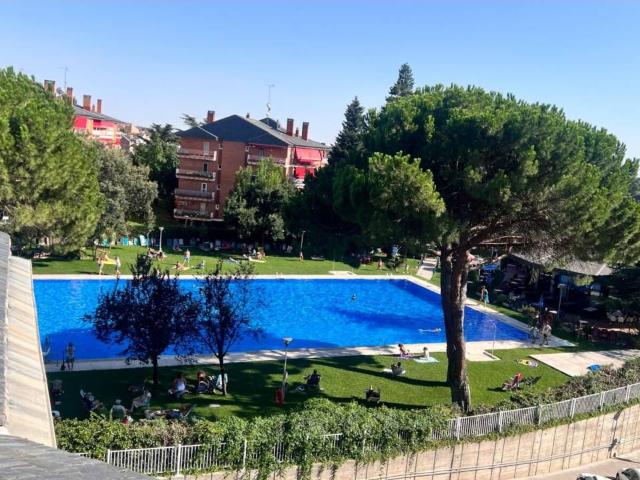 Se comercializa en la modalidad de ALQUILER CON OPCIÓN A COMPRA, Precio venta 350.000€