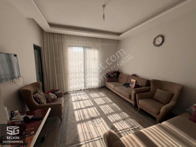 Seçkin Gayrimenkulden Satılık 2+1 Daire