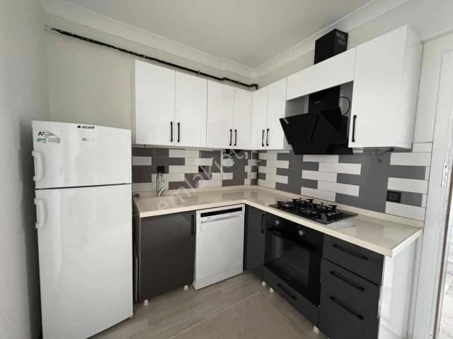 Seğmenler'de Bağımsız Mutfaklı Cam Balkonlu 1+1 Eşyalı Kiralık