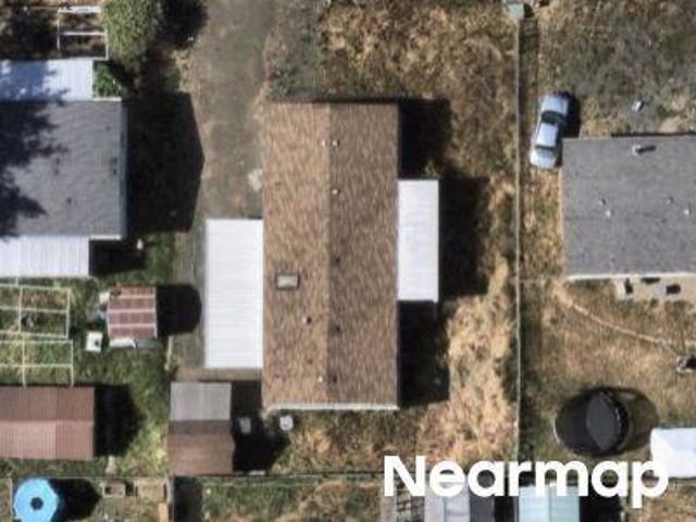 SE Meadowood Dr