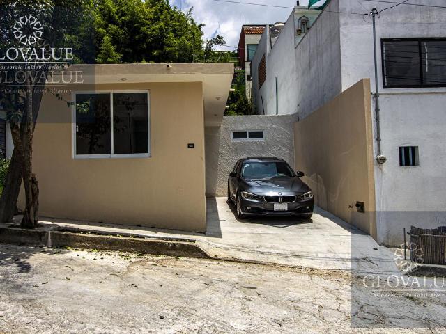 SE REMATA CASA EN JARDINES DE SANTA ROSA POSESION INMEDIATA