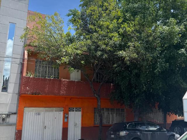 Se remata enorme inmueble, ubicadísimo, aceptamos auto a cuenta