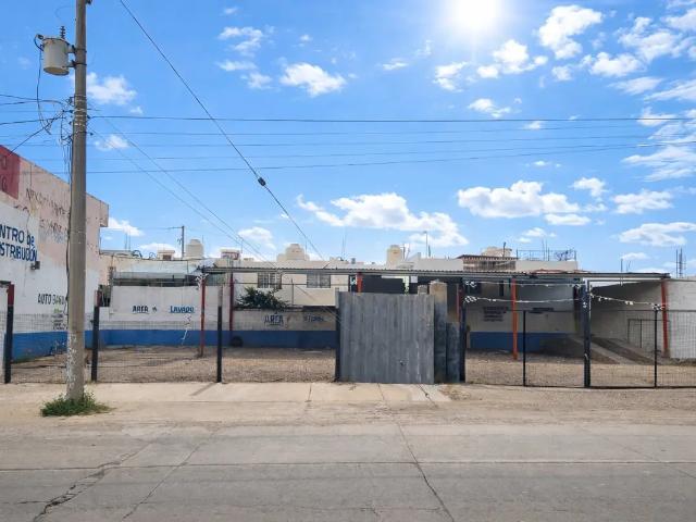 SE RENTA TERRENO EN AV. LIBRAMIENTO 2