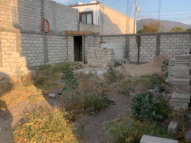 SE RENTA TERRENO EN UNIVERSO 2000, QUERETARO