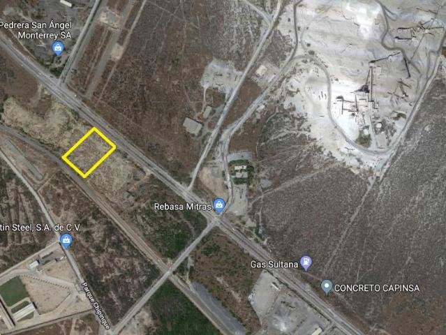SE RENTA TERRENO INDUSTRIAL, SANTA CATARINA, COLINDANTE A VIAS DE TREN