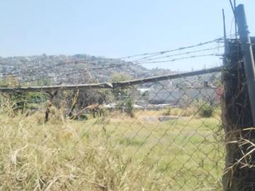 Se RENTA terreno jiutepec Morelos a pie de carretera jiutepec Cuautla