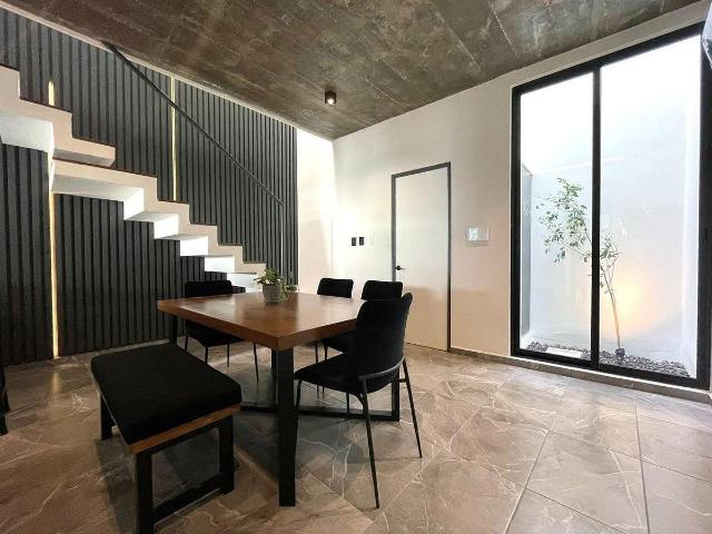 Se Renta Townhouse Amueblado Col. Guanal