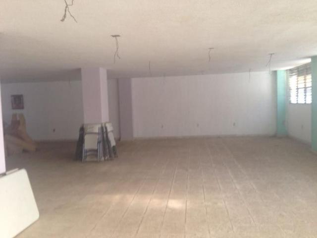 Se renta amplio local a una cuadra del mercado de Tuxtla Gtz