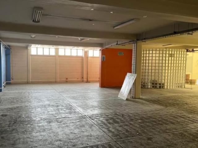 Se renta Bodega comercial