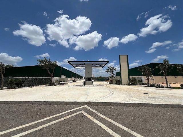 Se renta bodega industrial sobre carretera a Cancún, Kanasín | KTA |