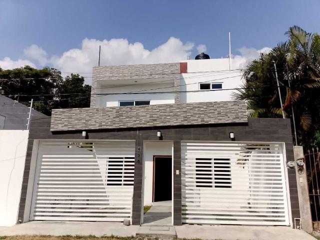 SE RENTA CASA NUEVA,AMUEBLADA EN PLAN DE AYALA