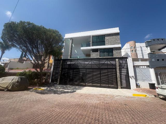 SE RENTA CASA NUEVA CERRO DEL TESORO TLAQUEPAQUE