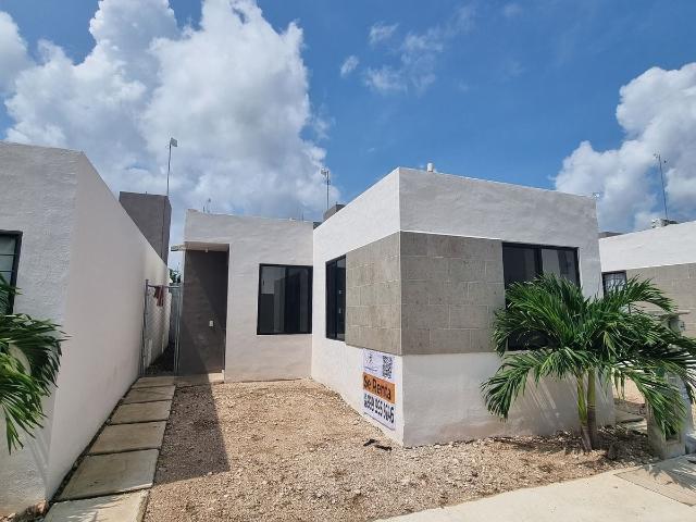 SE RENTA CASA CON 2 RECÁMARAS Y AMENIDADES EN ZONA SUR ORIENTE MÉRIDA YUCATÁN