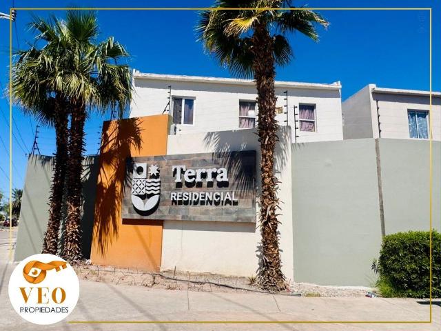 SE RENTA CASA EN RESIDENCIAL TERRA