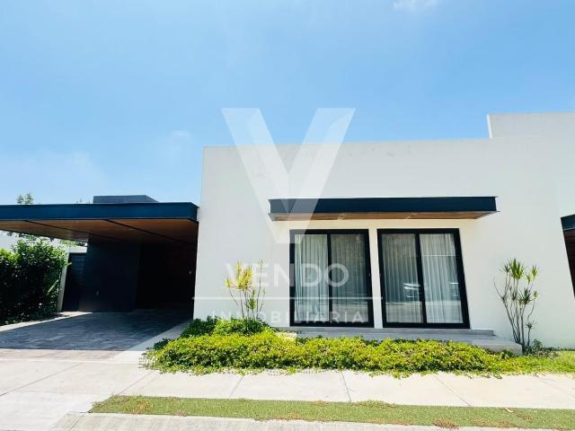 SE RENTA CASA EN MAGNO RESIDENCIAL
