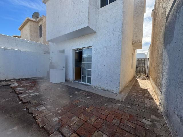¡Se renta casa en Bosques Del Sol Mexicali, B.C. !