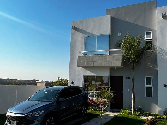 Se Renta Casa en Condominio en Desarrollo Cascadas Cocoyoc, 2 Recamaras 79mts