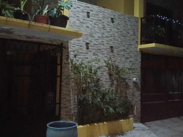 SE RENTA CASA EN CONSTELACIONES