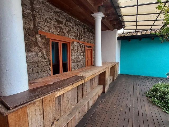 SE RENTA CASA EN EL BARRIO DE GUADALUPE