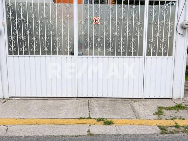 CASA AMUEBLADA EN RENTA EN IZCALLI CUAUHTEMOC IV