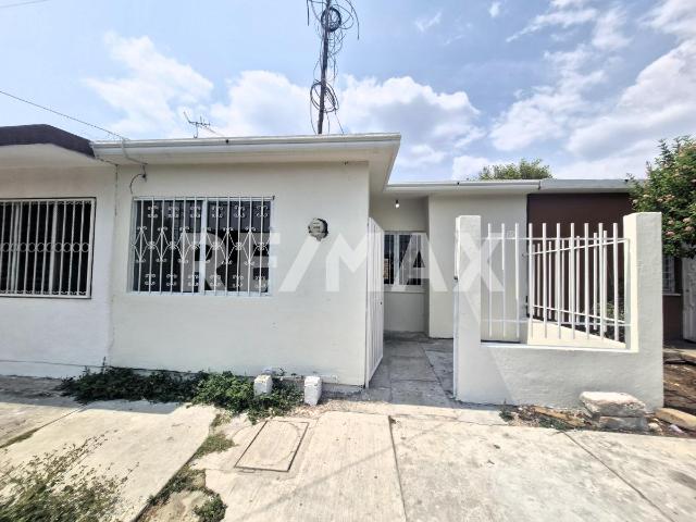 SE RENTA CASA EN INFONAVIT GRIJALVA