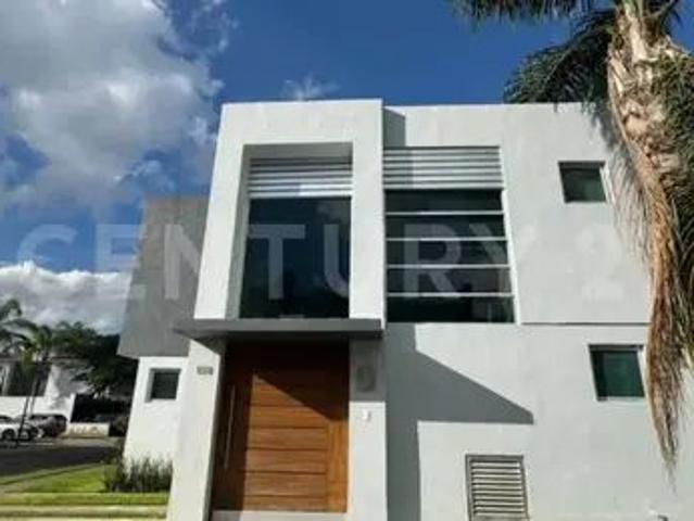 Se Renta Casa En Jardin Real