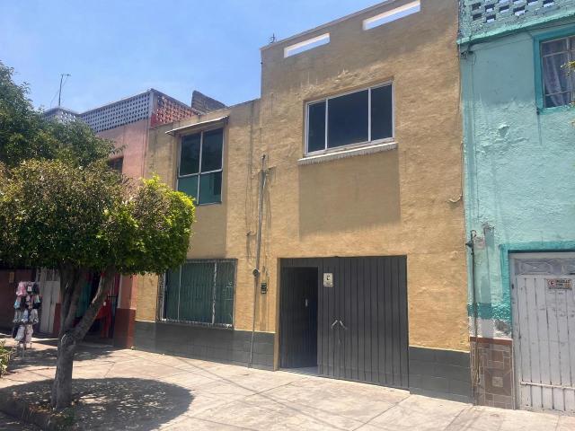 Se renta casa en la Col. Moctezuma 2a. Sección
