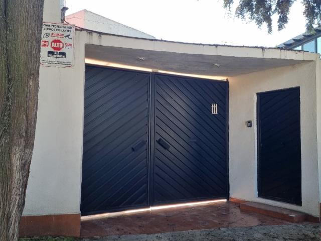 SE RENTA CASA EN LA VIRGEN