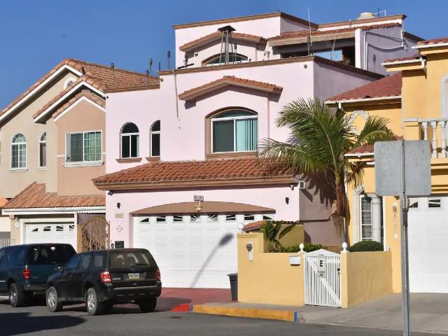 Se Renta Casa en Loma Dorada Secc. Las Brisas