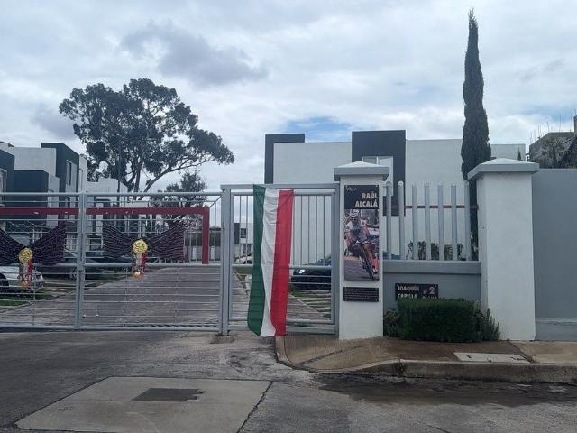 Se renta casa en Residencial Iztac