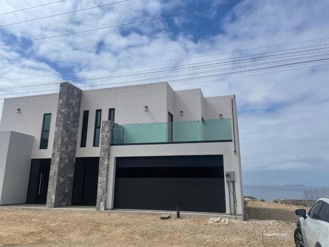 SE RENTA CASA EN RESIDENCIAL PALMA REAL