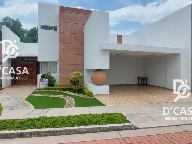 SE RENTA CASA EN RIBERAS DEL CAMPESTRE – D'Casa Inmuebles