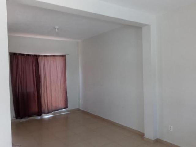 SE RENTA O SE VENDE CASA EN TOLUCA SALIDA RAPIDA A CDMX