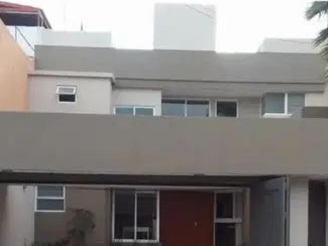 Se Renta Casa En Villa Universitaria Ideal Oficina Puerta Ce