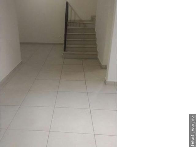 SE RENTA CASA EQUIPADA EN LA ENCANTADA RESIDENCIAL